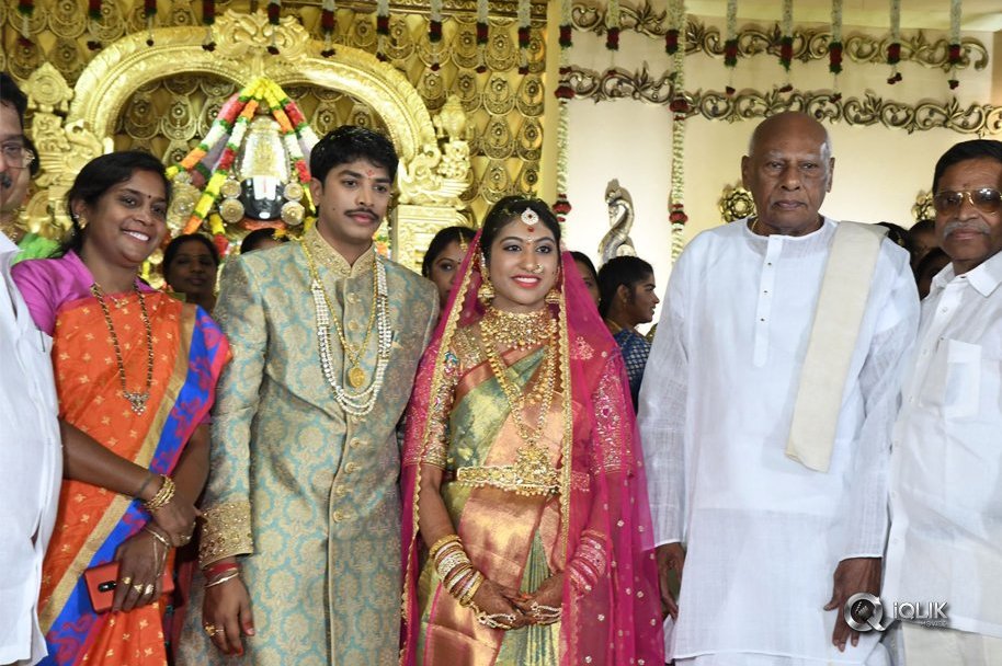 Celebs-at-C-Kalyan-Son-Wedding-Reception